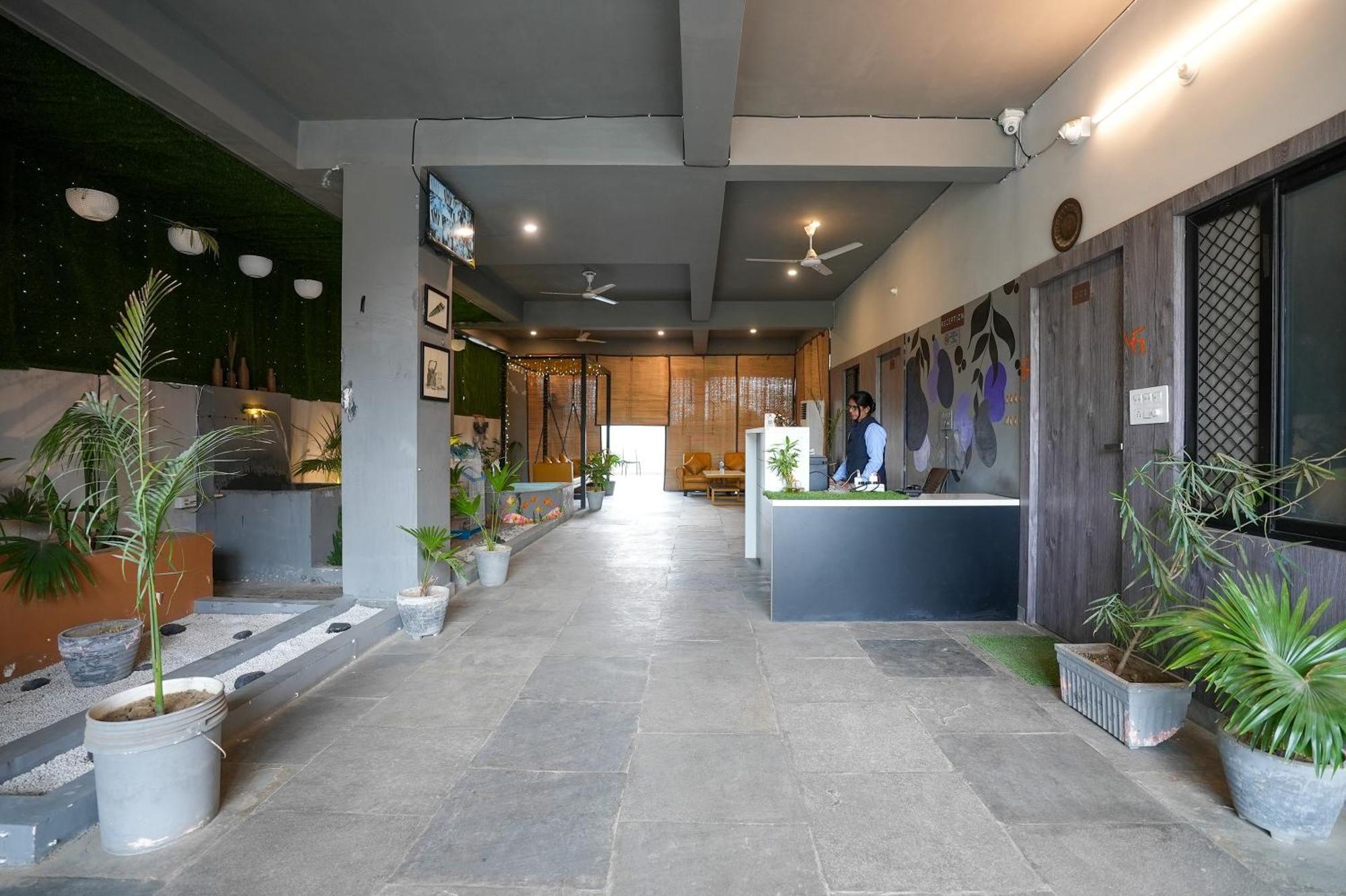 Hotel Antra By Ashoka Group Udaipur